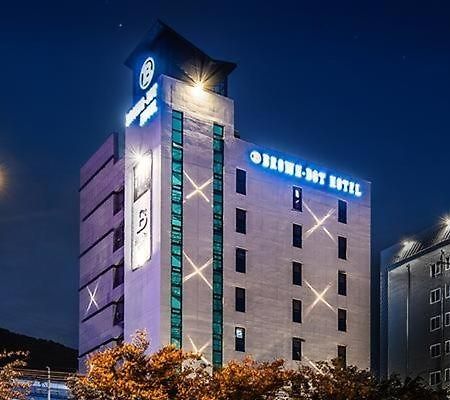 Brown Dot Hotel Jeonggwan Busan Esterno foto