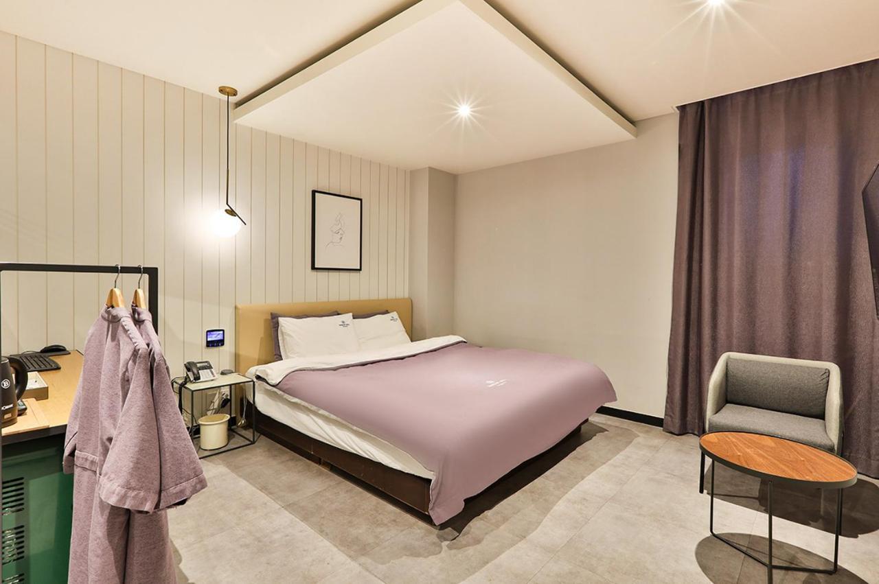 Brown Dot Hotel Jeonggwan Busan Esterno foto