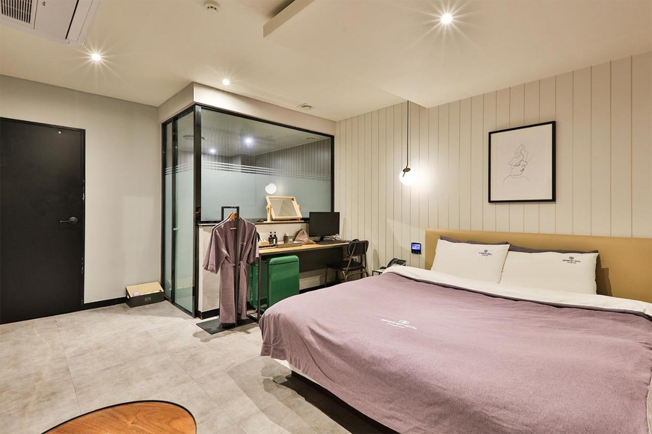 Brown Dot Hotel Jeonggwan Busan Esterno foto